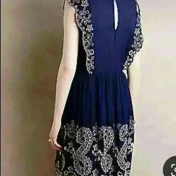 Anthropologie Putomayo Shift by Vanessa Virginia Size Medium Beaded Embroidered - Picture 3 of 9